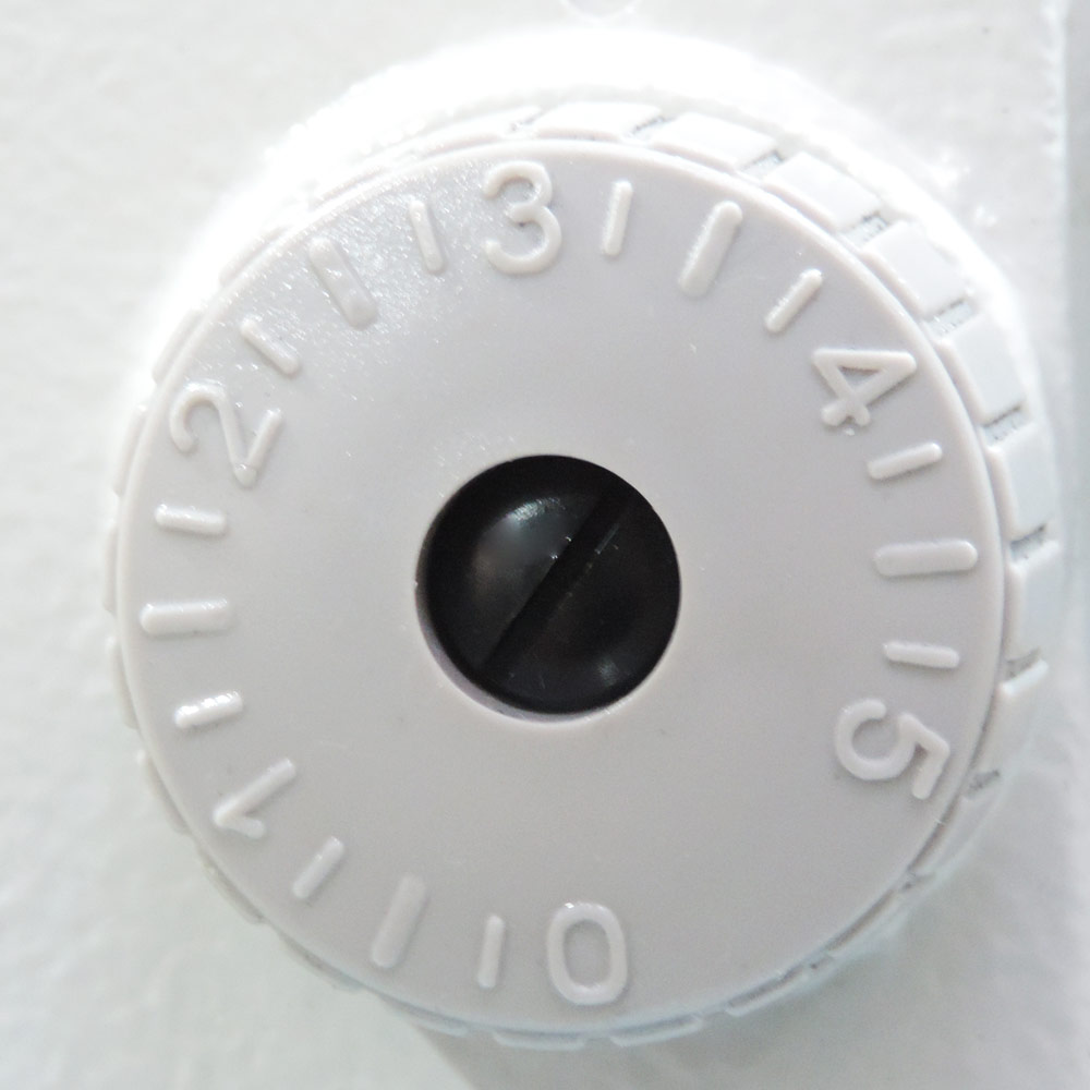 Máquina De Costura Reta Lançadeira Pequena S-8700/E Bivolt - Imagem 6