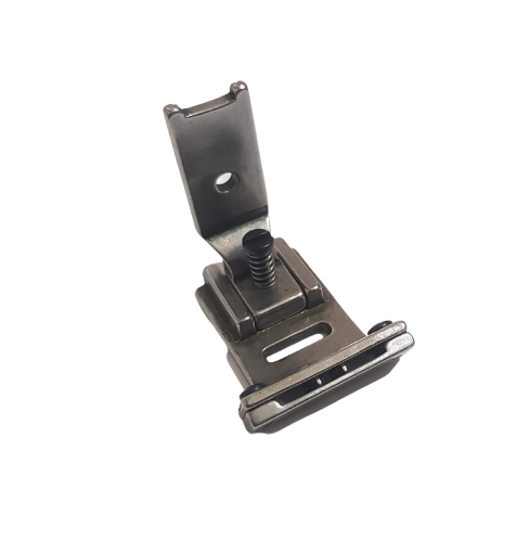 Calcador com guia regulável para fita/elástico zig zag Singer 457A: Crie projetos personalizados com facilidade